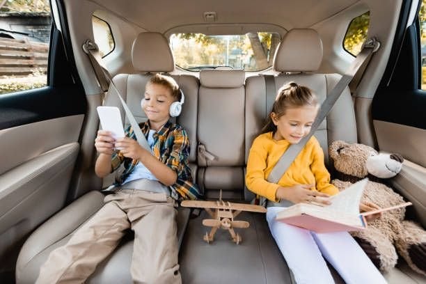 Keeping children busy during long road trip. road trip tips