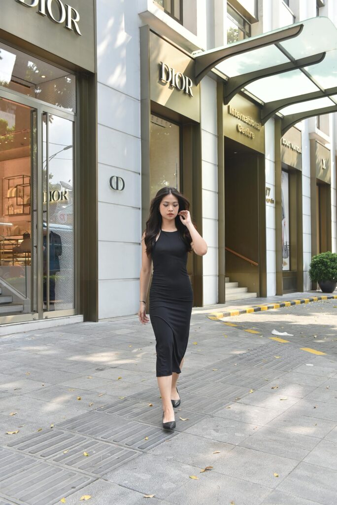 Outfit Ideas for Women: 5 Luxury Brands to Shop From 9 outfit ideas