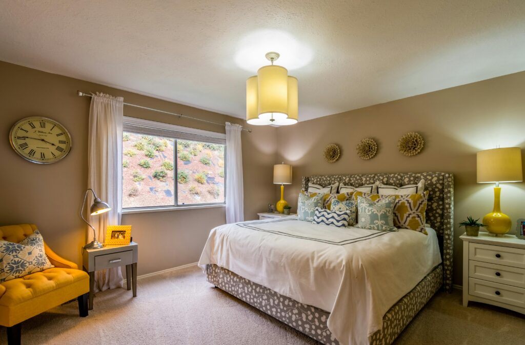 modern bedroom furniture