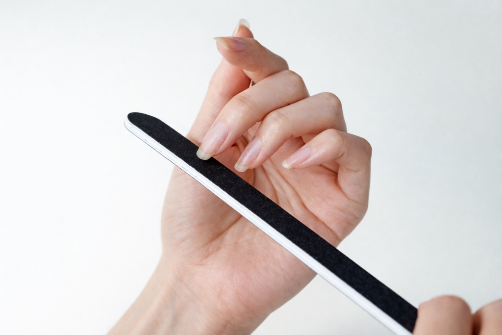 How to Make Nails Strong Naturally at Home 11 how to make nails